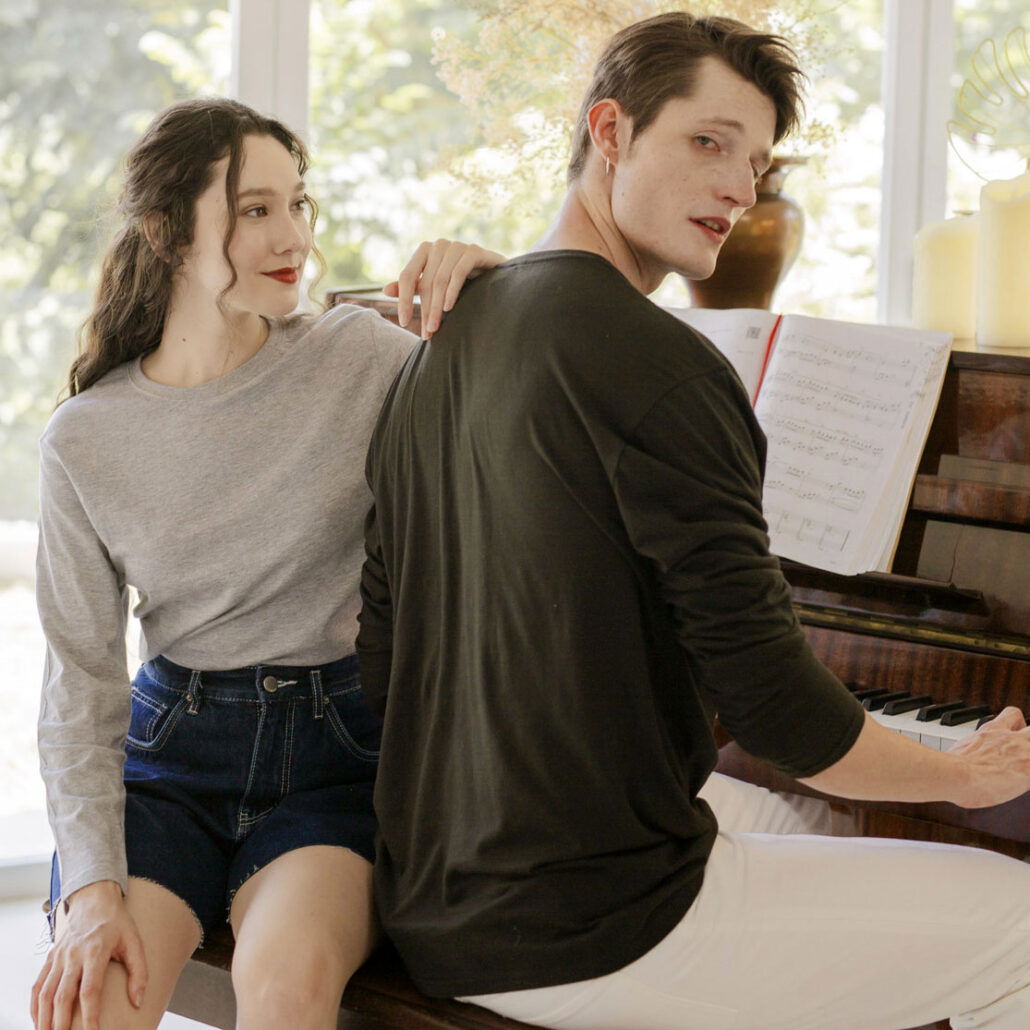 Soft Touch Cotton Long-Sleeves T-Shirts (NHR11400) 24-25 model 3